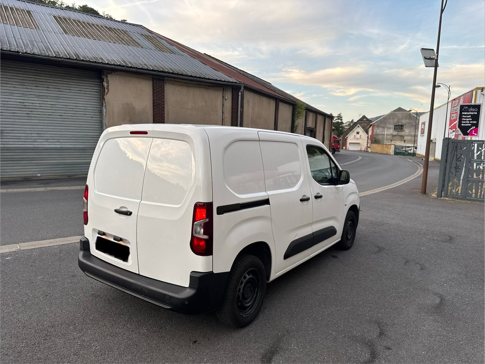 Citroen berlingo K9 1.5 hdi 100 cv, Autos, Bluetooth, Achat, 3 places, Boîte manuelle