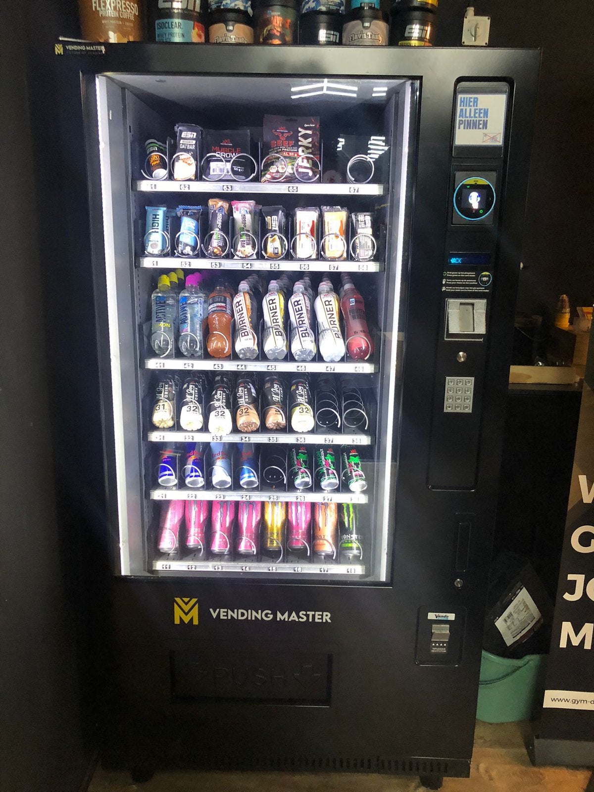 Vendingmachine G-snack 8 met pinsysteem, Collections, Machines | Autre, Comme neuf, Enlèvement ou Envoi