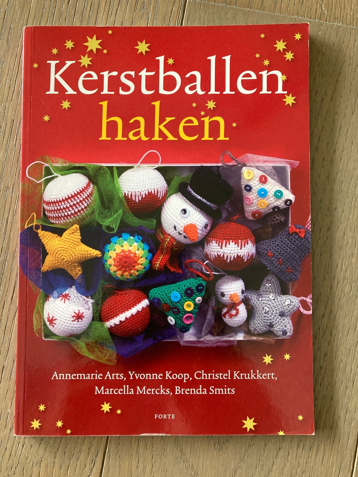 Kerstballen haken, Boeken, Hobby en Vrije tijd, Breien en Haken, Ophalen of Verzenden, Zo goed als nieuw, Geschikt voor kinderen
