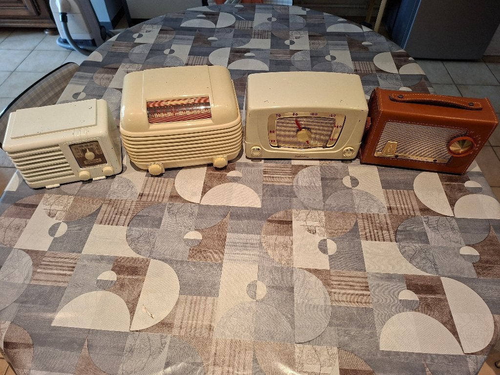 antieke radios ( 4 stuks ), Ophalen