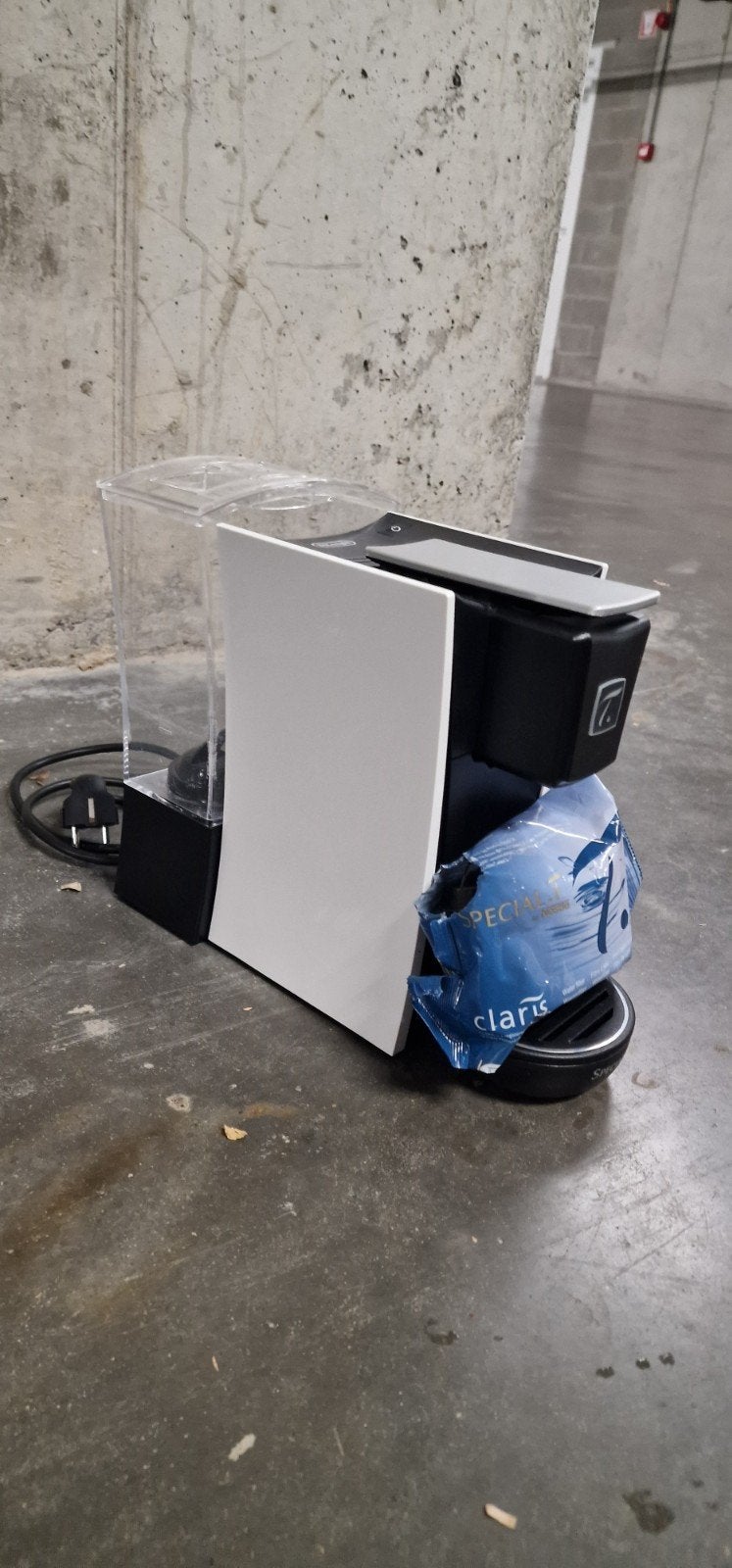 Nestlé thee machine, Ophalen