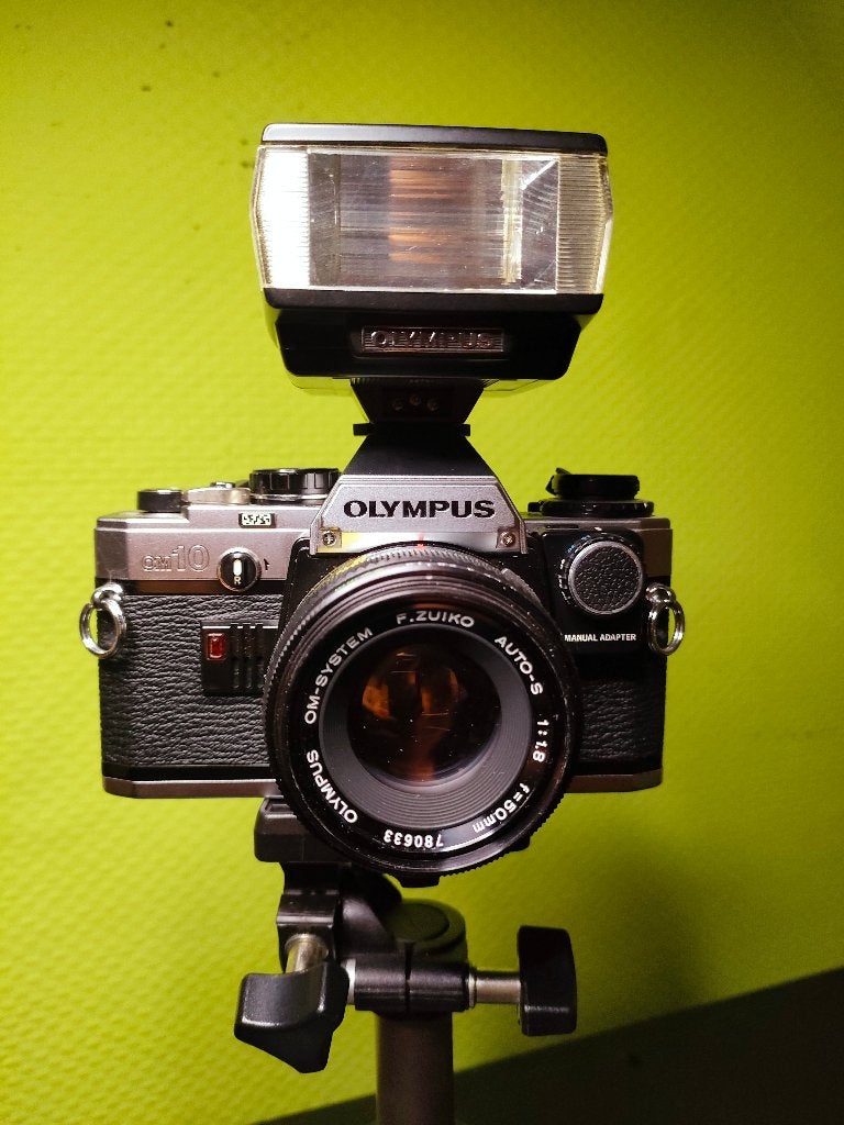 Olympus OM10, Lens en Flash, Audio, Tv en Foto, Ophalen of Verzenden, Gebruikt, Spiegelreflex, Olympus