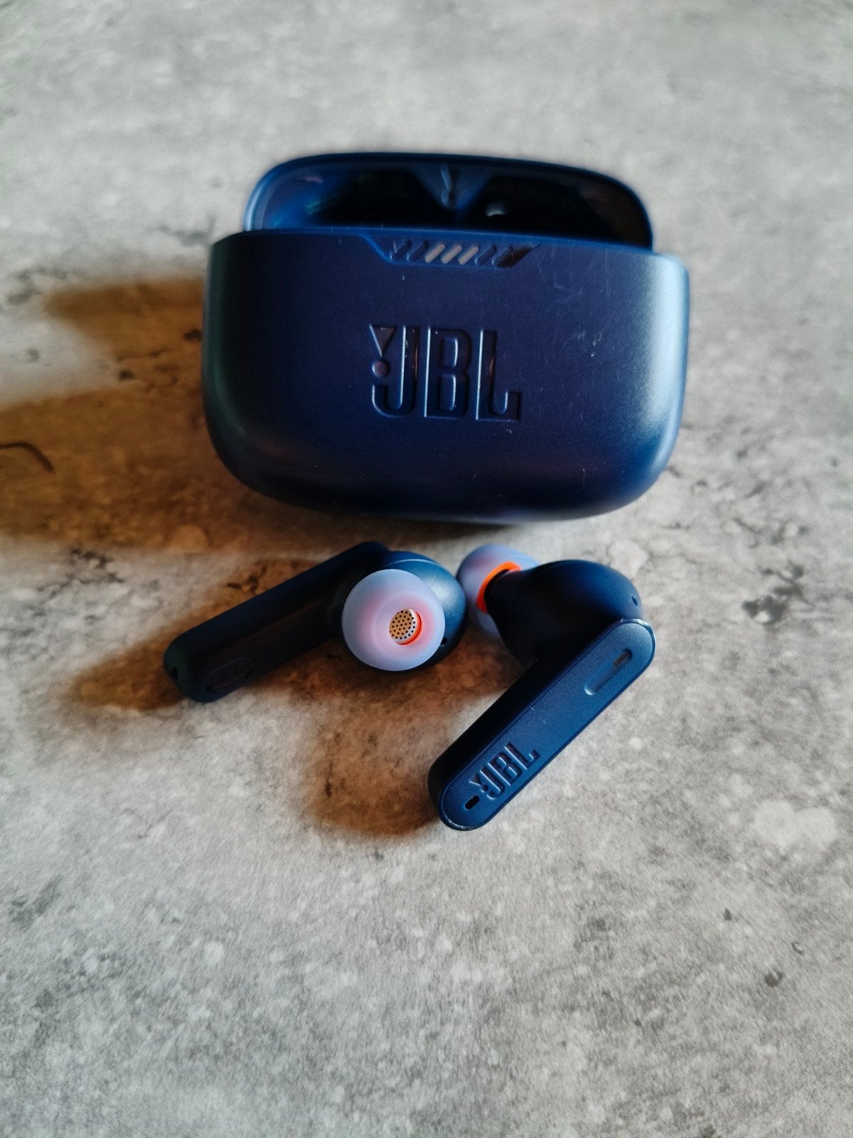 Écouteur bluetooth JBL Tune 230NC TWS, Télécoms, Téléphonie mobile | Écouteurs, Enlèvement, Bluetooth, JBL