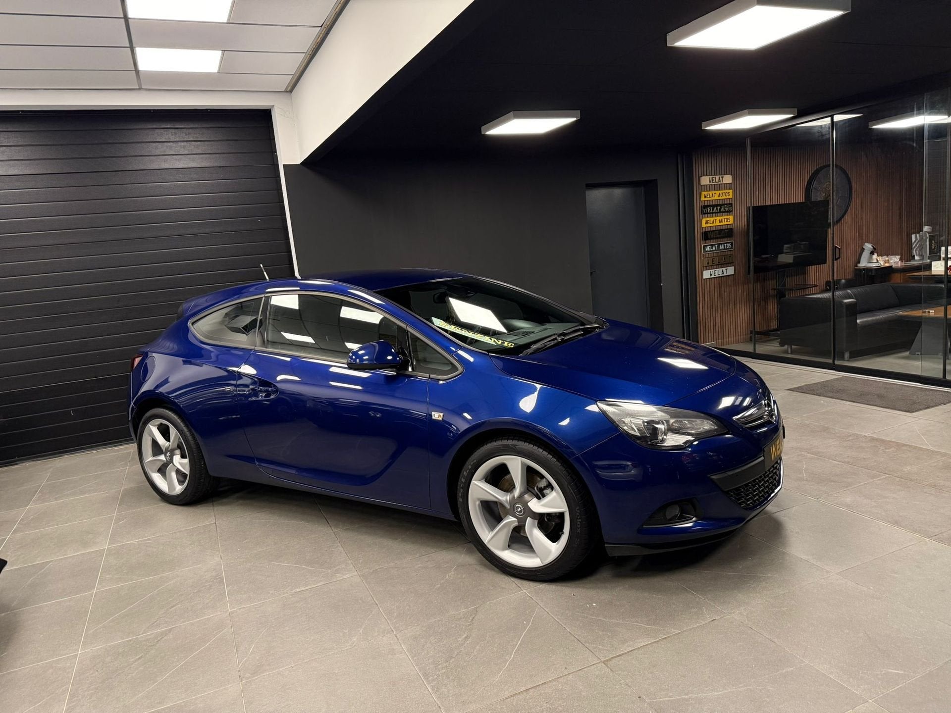 OPEL ASTRA GTC 2014 TURBO BENZINE, Autos, Euro 5, 87 kW, https://public.car-pass.be/vhr/af5e9048-10f5-4d62-9220-8c0c7cc43679, Entreprise