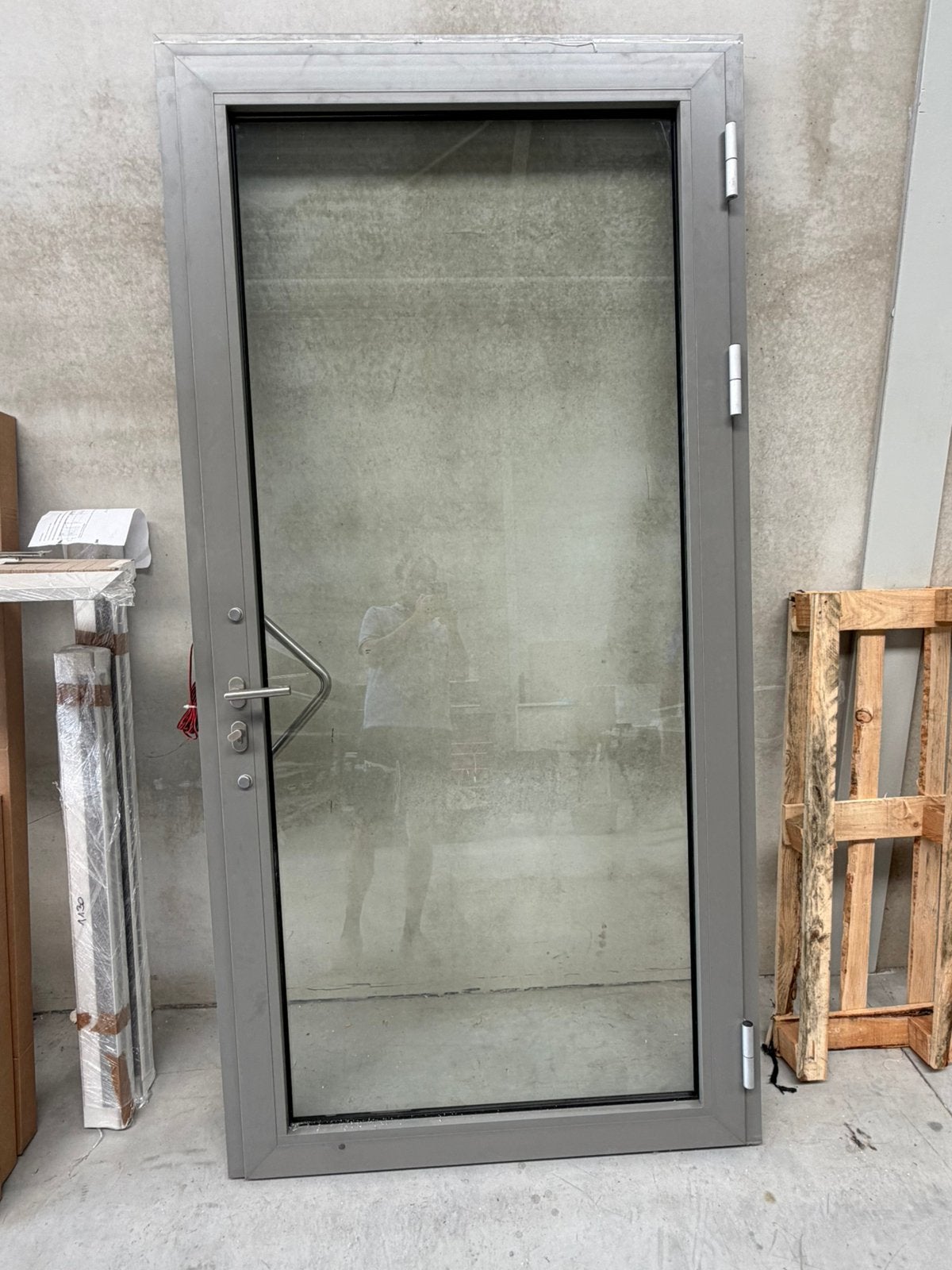 Nieuwe ALU inkomdeur (grijs) TOPKWALITEIT (120cm x 240cm), Doe-het-zelf en Bouw, 215 cm of meer, Nieuw, Buitendeur, Metaal