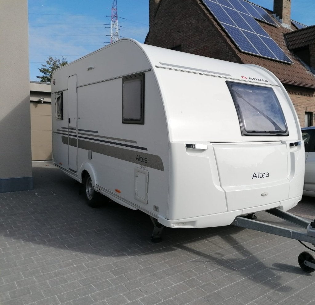 Adria Altea 462PU, mover !!!, Caravanes & Camping, Jusqu'à 4, Grand lit, Adria, Banquette en rond