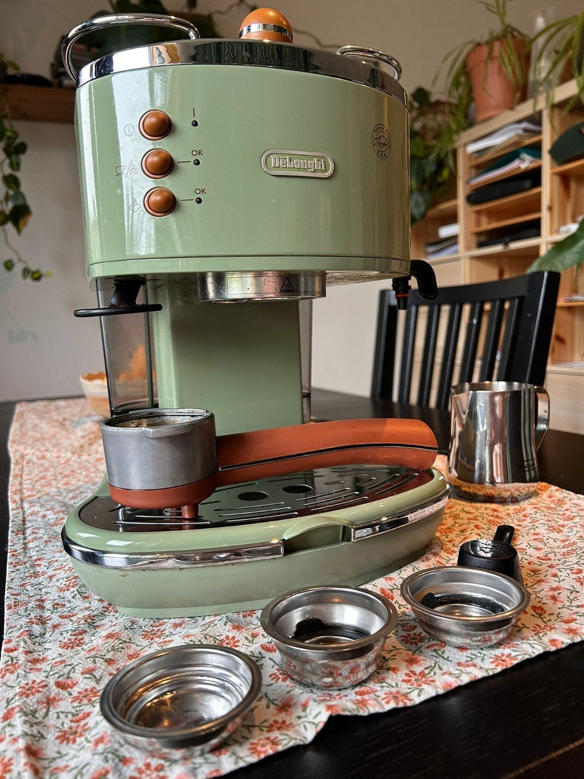 Delonghi Vintage Icona, Café moulu, Machine à espresso, Réservoir d'eau amovible, 1 tasse