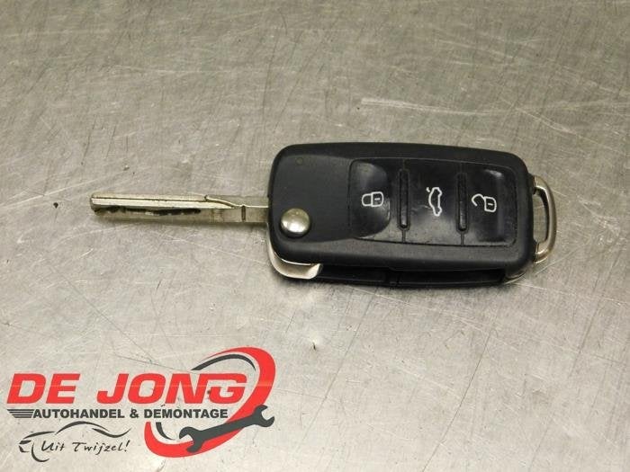 Clé d'un Volkswagen Caddy, Autos : Pièces & Accessoires, Autres pièces automobiles, Volkswagen, Utilisé, 3 mois de garantie, Enlèvement ou Envoi