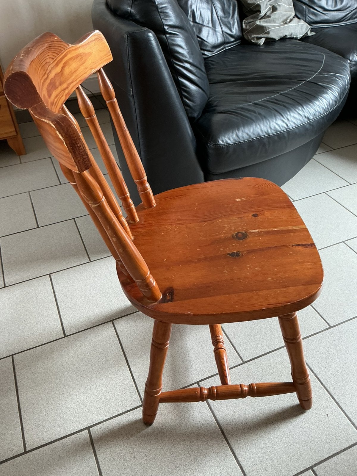 Deux chaises en pin massif, Maison & Meubles, Enlèvement, Utilisé, Bois, Deux