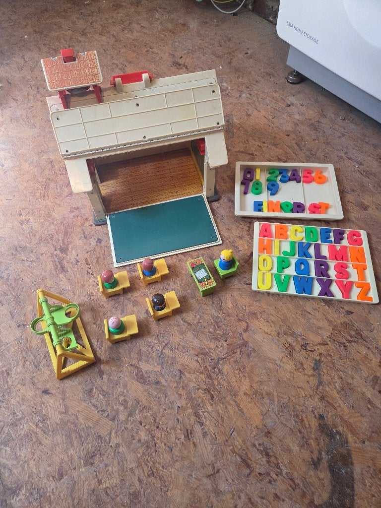 Fisher prijs schooltje, Enfants & Bébés, Jouets | Fisher-Price, Enlèvement, Utilisé, Set de jeu