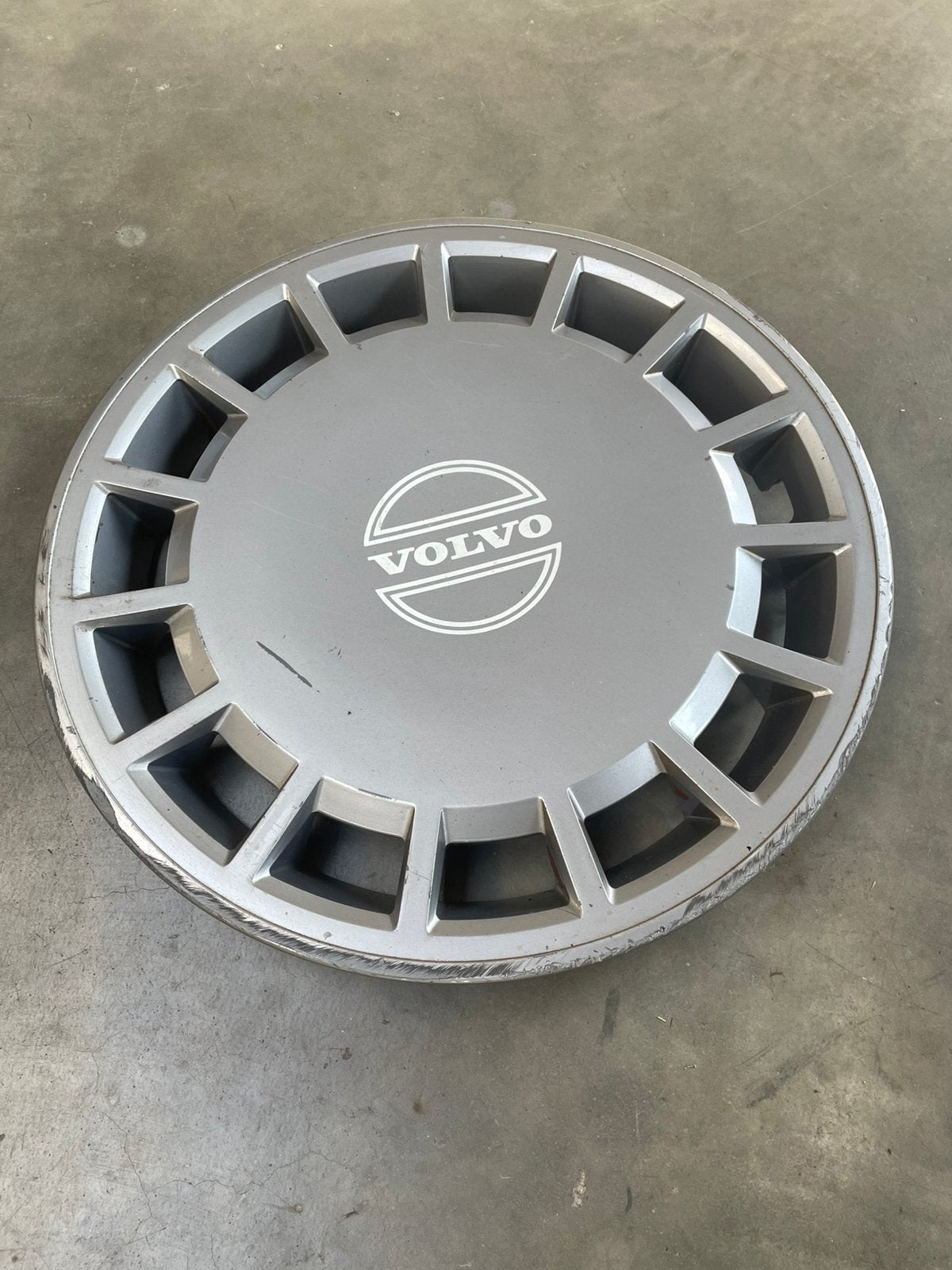 15” wieldeksel volvo, Ophalen, Gebruikt
