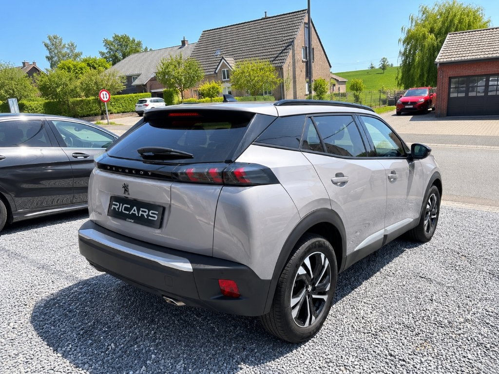 Peugeot 2008 BlueHDi 130 Allure Pack Camera Carnet GARANTIE, Auto's, 4 cilinders, Navigatiesysteem, Leder en Stof, 5 deurs