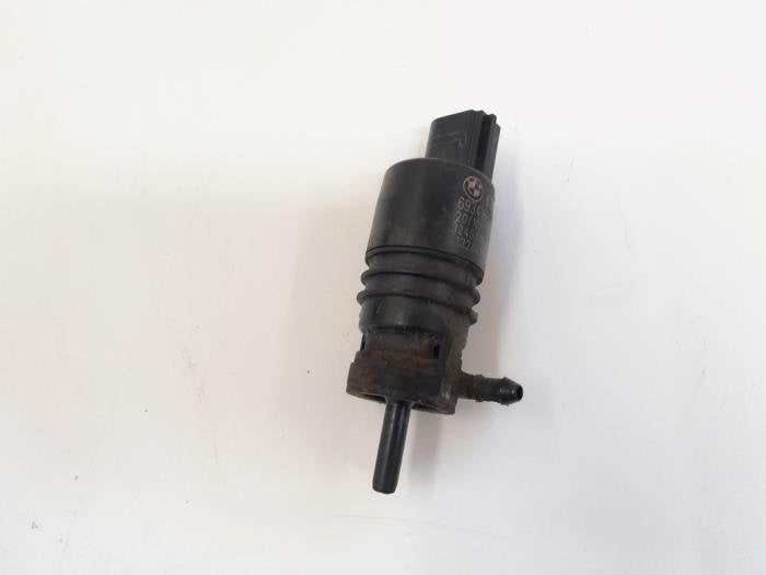 Pompe lave-glace avant d'un BMW 5-Serie, -, 3 mois de garantie, Utilisé, -