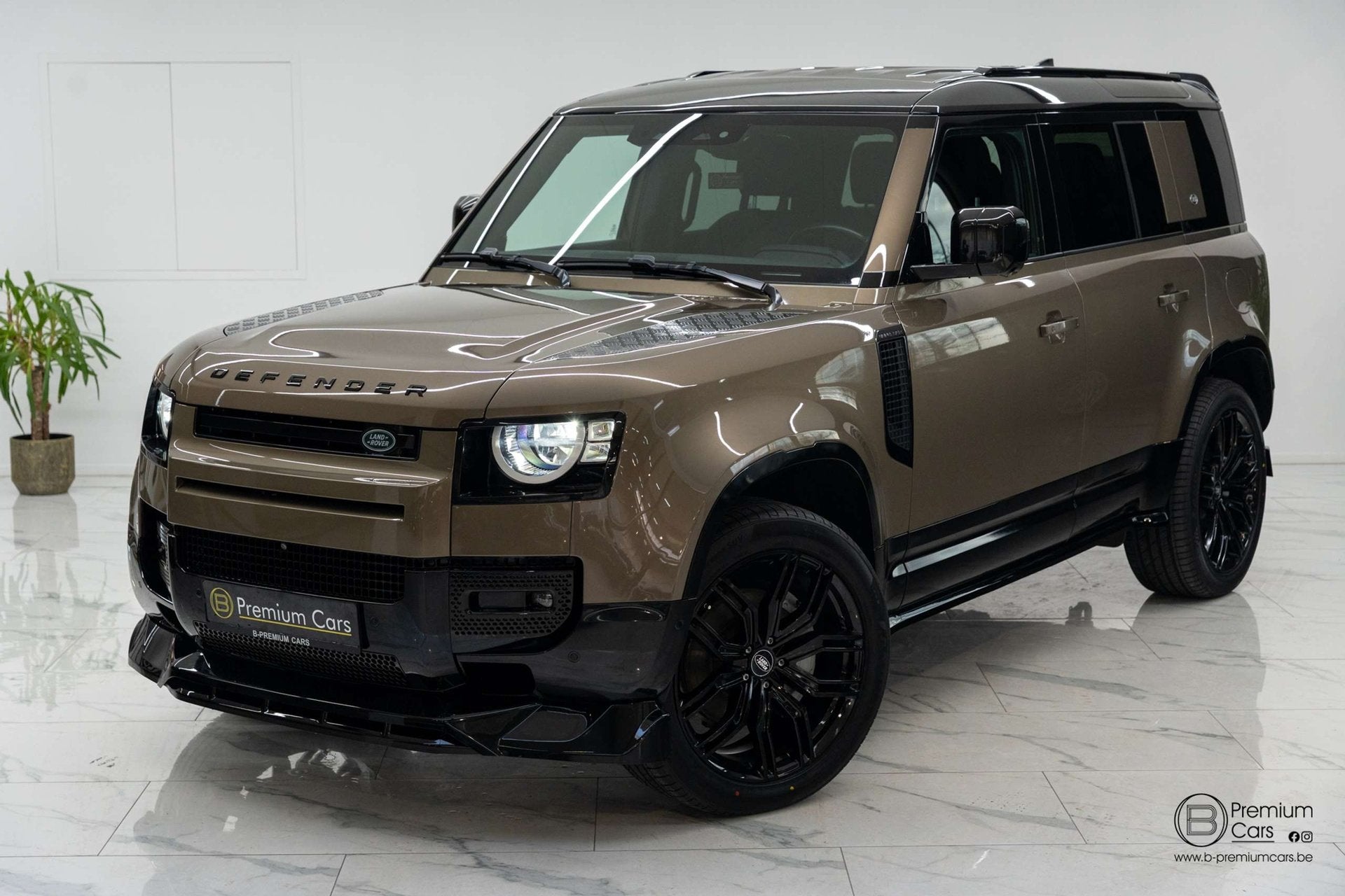 Land Rover Defender 110 / P400e S / AWD! Hybride! Bodykit! 2, Auto's, Automaat, 5 zetels, SUV of Terreinwagen, Te koop