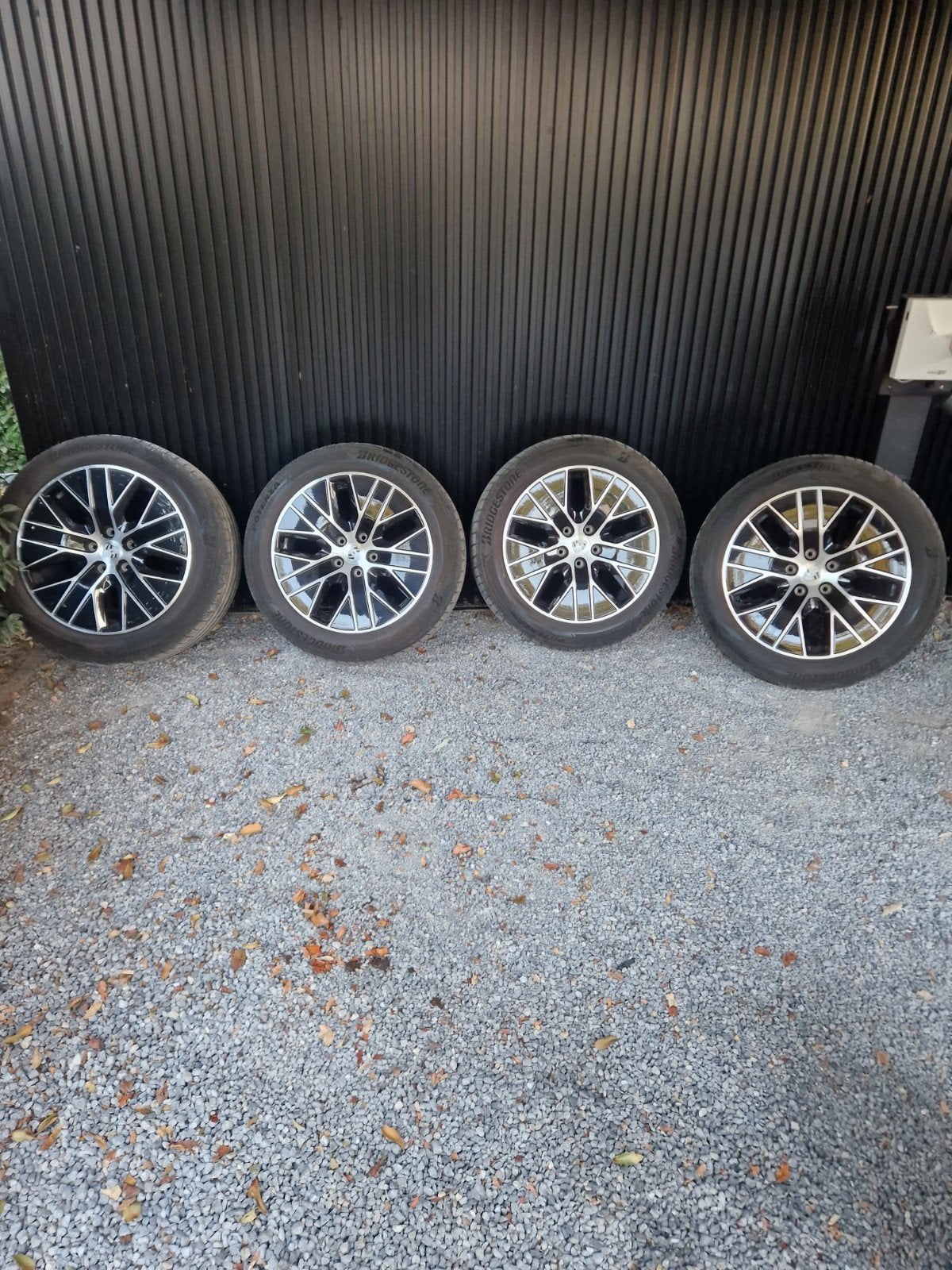 jantes et pneus Macan EV, Autos : Pièces & Accessoires, Enlèvement, 20 pouces, Pneu(s)