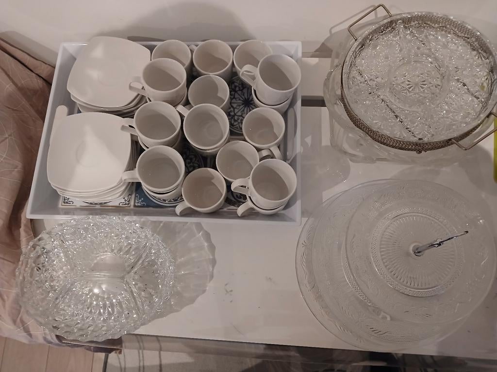 Koffieservies + glazen serveerschalen – set, Antiek en Kunst, Antiek | Schalen, Ophalen