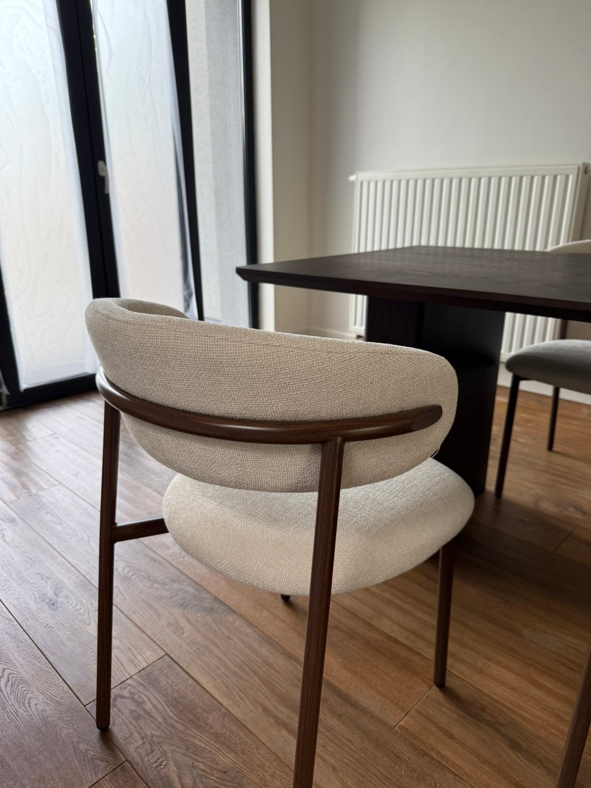 4 chaises a vendre en tres bon etat, Maison & Meubles, Chaises, Enlèvement, Comme neuf, Brun