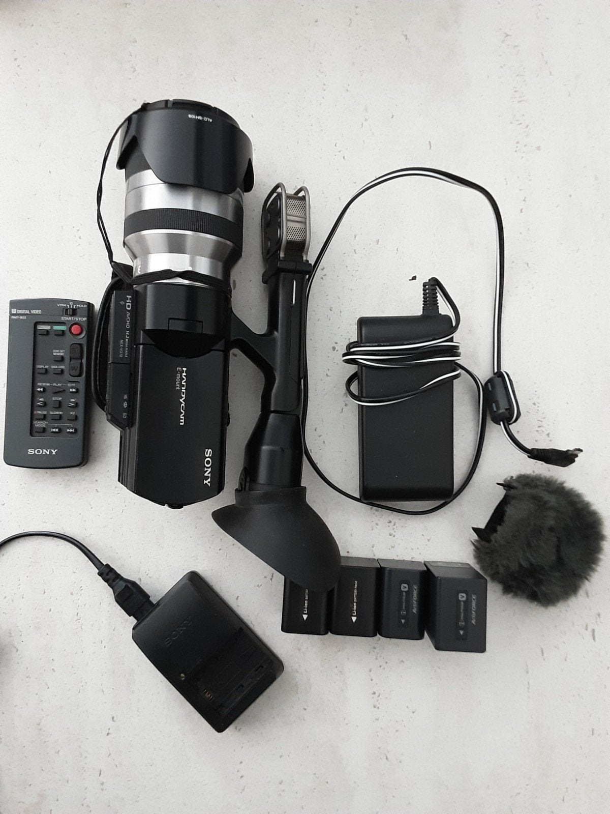 Sony NEX-VG10 camera met Sony E 18-200mm lens, oplader en ac, Audio, Tv en Foto, Ophalen of Verzenden, Zo goed als nieuw, Sony