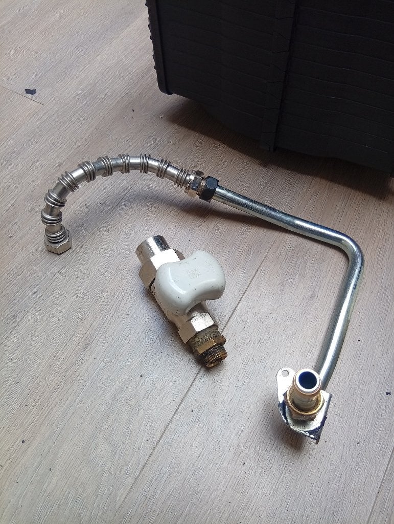 Flexible gaz + robinet d ouverture original Vaillant, Gaz, Enlèvement ou Envoi, Moins de 45 cm, Utilisé
