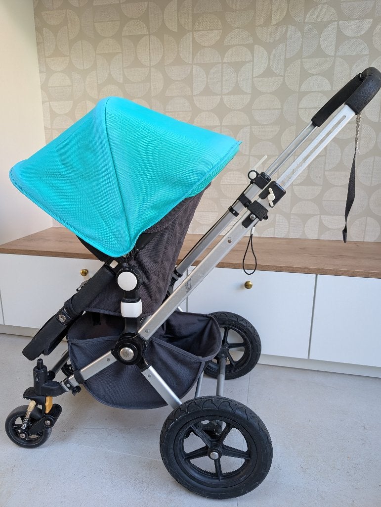 Bugaboo Cameleon ensemble complet + siège auto + accessoires, Bugaboo, Pneus, Enlèvement, Utilisé