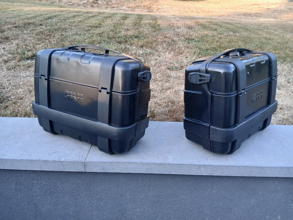 Valises moto Givi trekker 33litres, Motos, Enlèvement, Utilisé