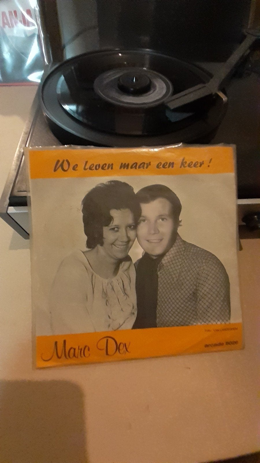 Vinyl singel marc dex we leven maar een keer, Verzamelen, Overige Verzamelen, Ophalen of Verzenden