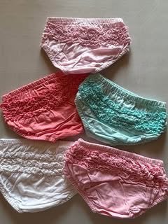 Pantalons Pamper 5 pièces en parfait état (56), Enlèvement, Comme neuf, Fille, Vêtements de nuit ou Sous-vêtements