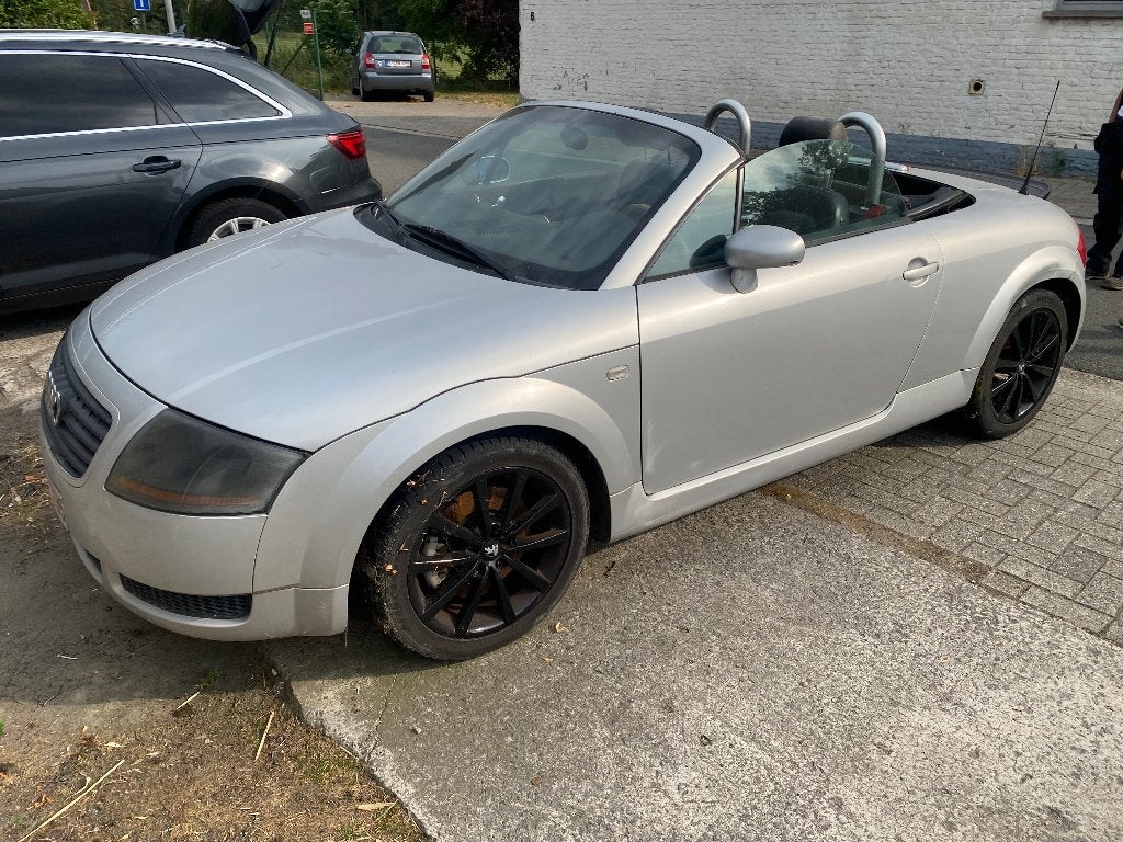 Audi TT cabrio 1800cc TURBO 5V 200km full opt, Auto's, Particulier, Te koop, Cabrio