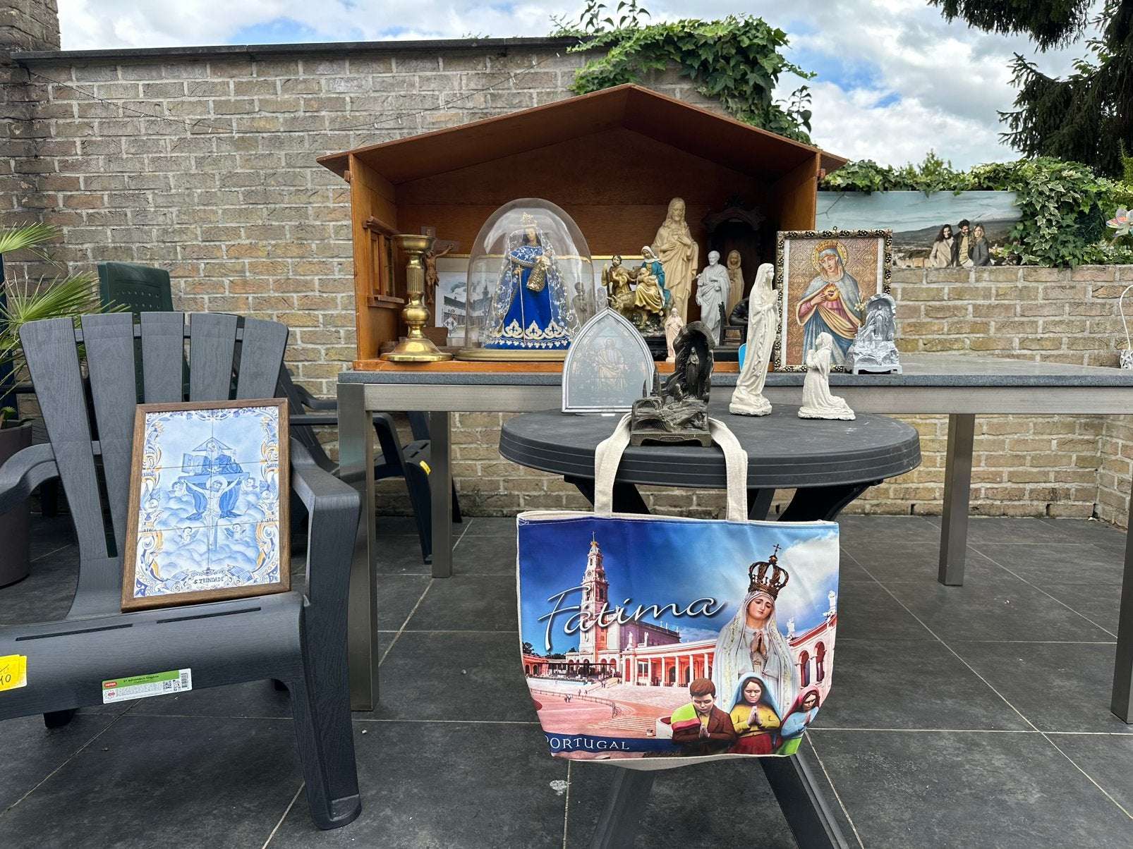 Lot d'objets religieux, Enlèvement