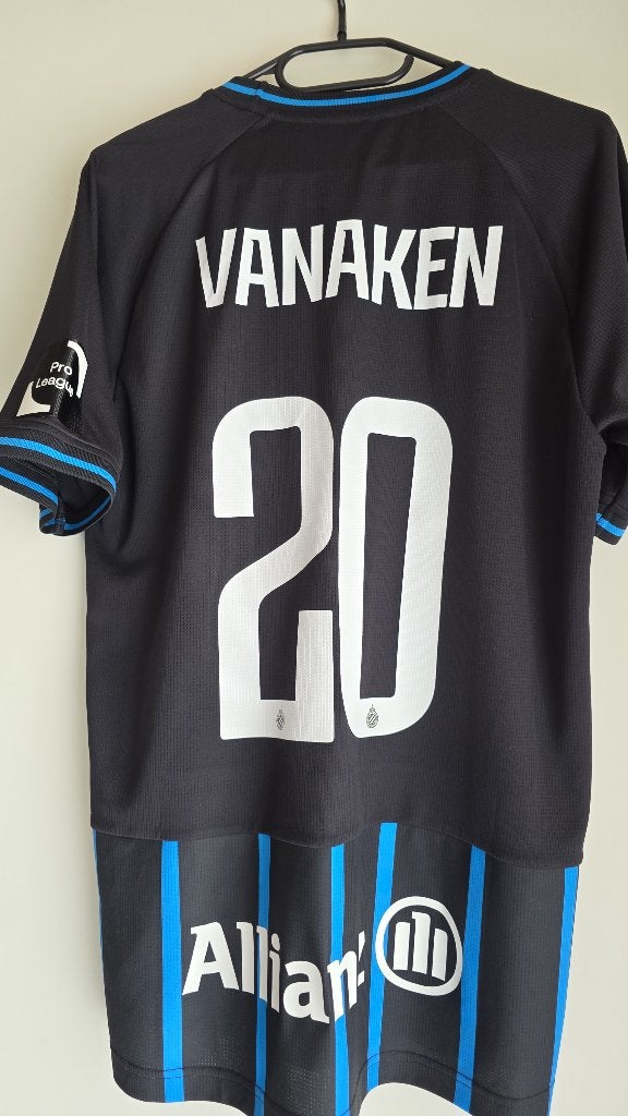 Matchwornshirt VANAKEN, Verzamelen, Sportartikelen en Voetbal, Ophalen of Verzenden