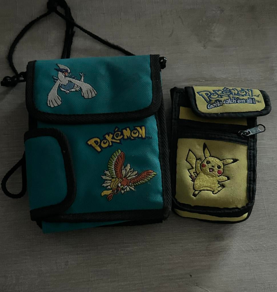 2 vintage pokemon game boy hoesjes, Ophalen of Verzenden, Zo goed als nieuw