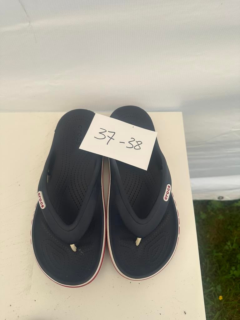 Crocs maat 37 38 teenslippers, Ophalen, Zo goed als nieuw
