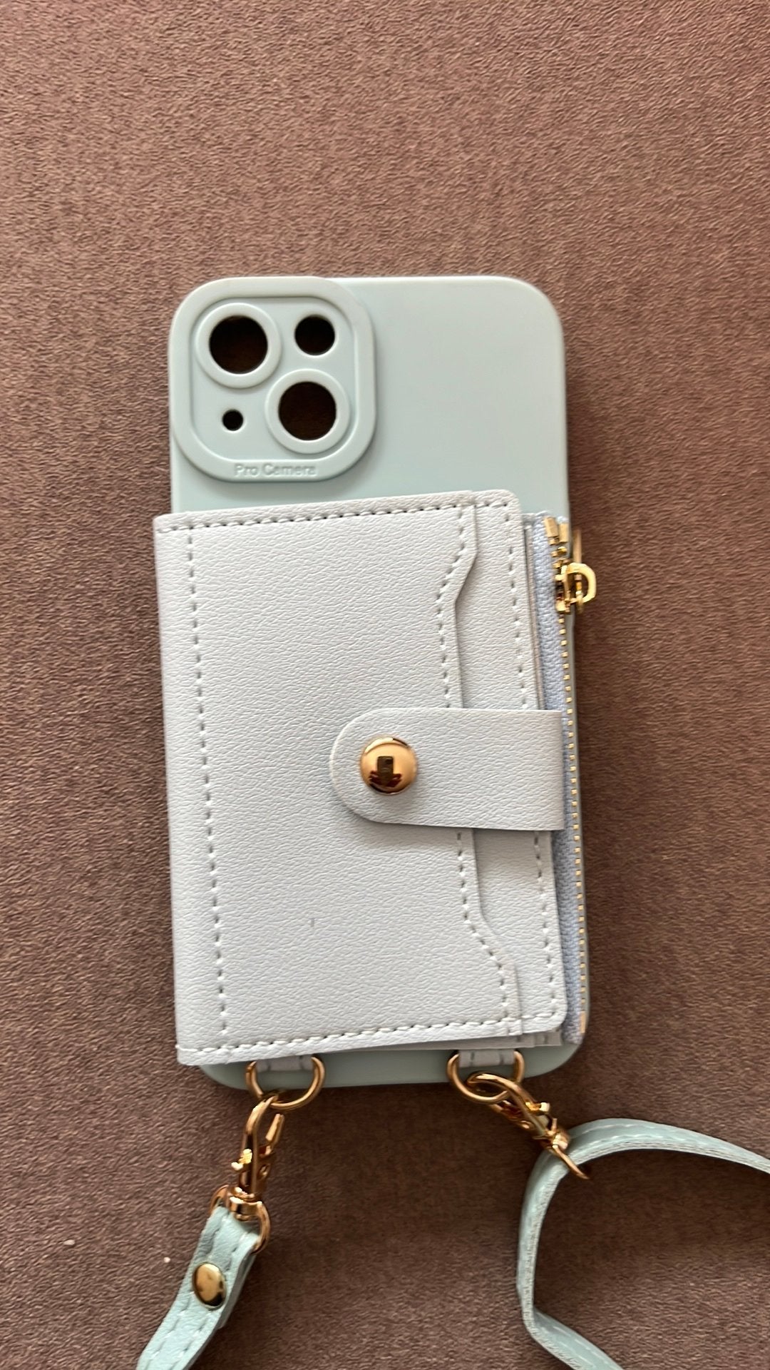 Nieuw iPhone hoesje met pasjeshouder & schouderband, Ophalen of Verzenden, Zo goed als nieuw, Pasjeshouder, Beige