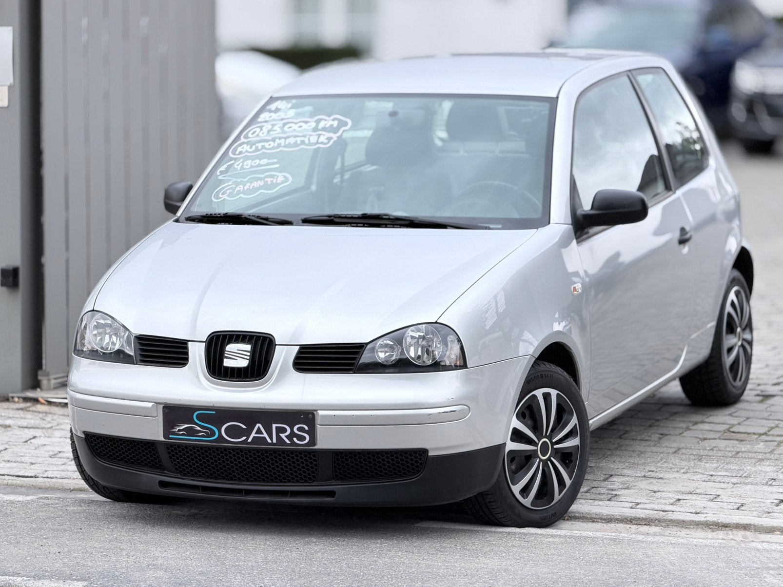 Seat Arosa 1.4i ** Automaat ** 085.000 km ** Garantie **, Autos, Argent ou Gris, Achat, Entretenue par le concessionnaire, 1000 kg