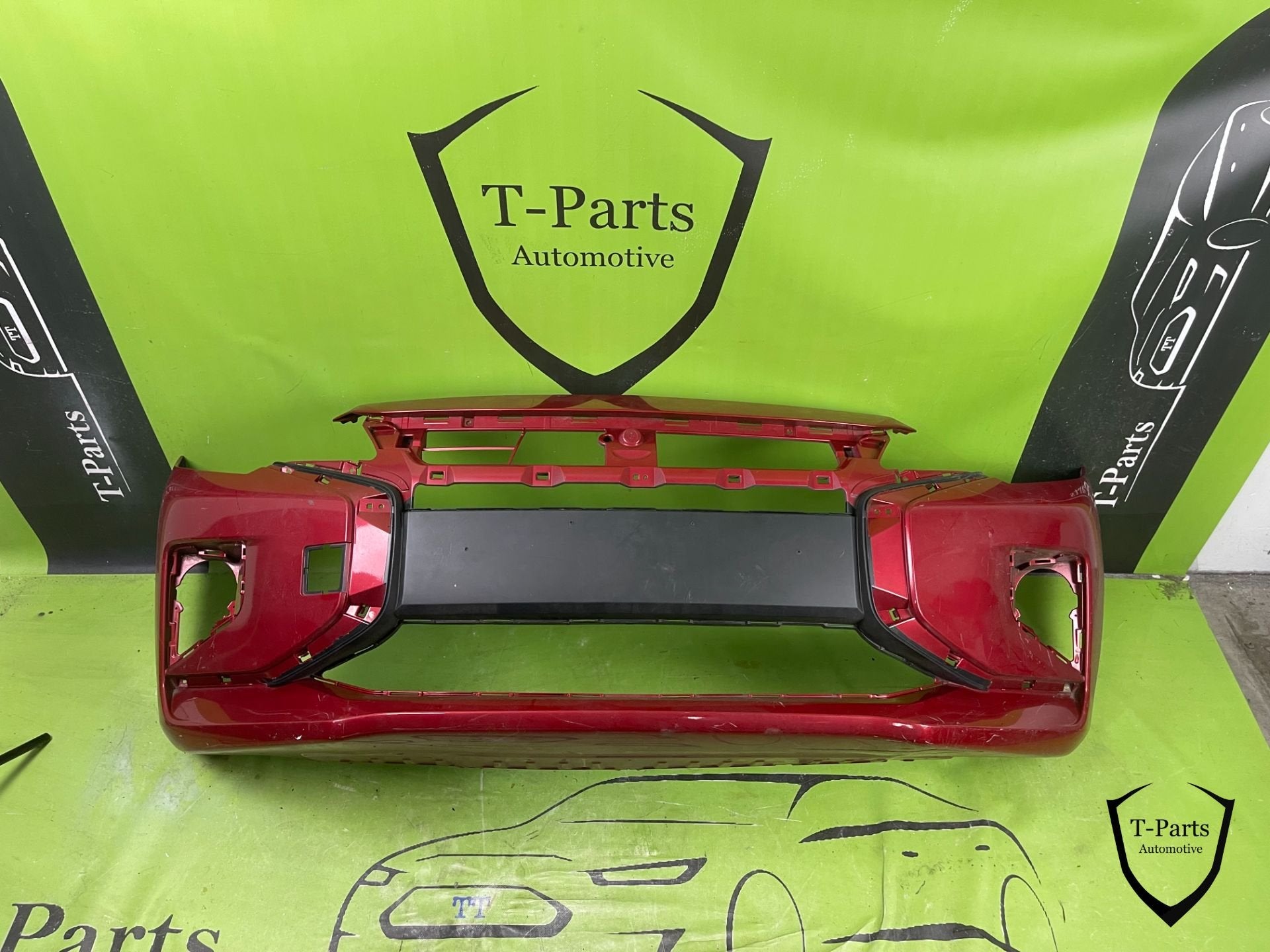 mitsubishi space star voorbumper bumper 20+, Info@fabrikant.eu, Fabrikantstraat 1
1000 AA  Amsterdam, Fabrikant BV, Gebruikt
