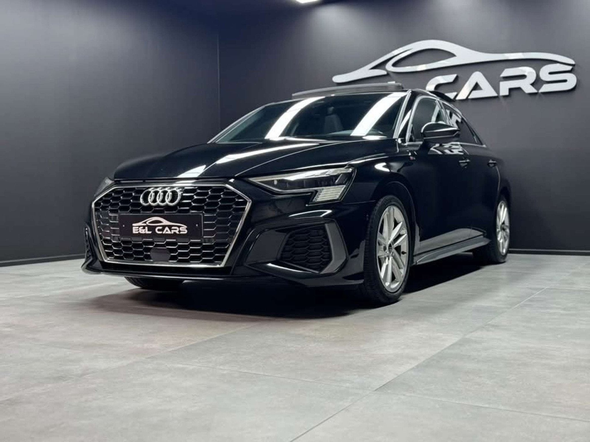 Audi A3 A3 35 TDi S line S tronic *12 mois de garantie*, Automatique, Audi, 1498 cm³, Noir