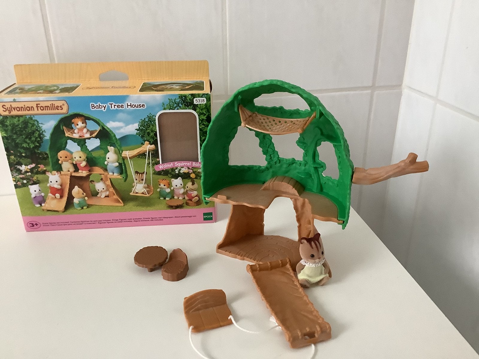Sylvanian Families. Baby boomhut. In nieuwe staat., Ophalen of Verzenden, Zo goed als nieuw