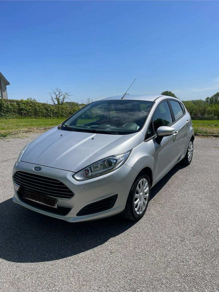 Ford Fiesta 1.0 Trend Ecoboost, Autos, Ford, Particulier, Fiësta, Airbags, Bluetooth, Ordinateur de bord, Isofix, Radio, USB, Essence