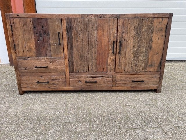 Dressoir 160 cm uniek massief oud hout 4lade 3deurs voorraad, 25 à 50 cm, Moins de 100 cm, 150 à 200 cm, Dressoir 160 cm uniek  sfeer vol massief oud hout 4 lade 3 deur