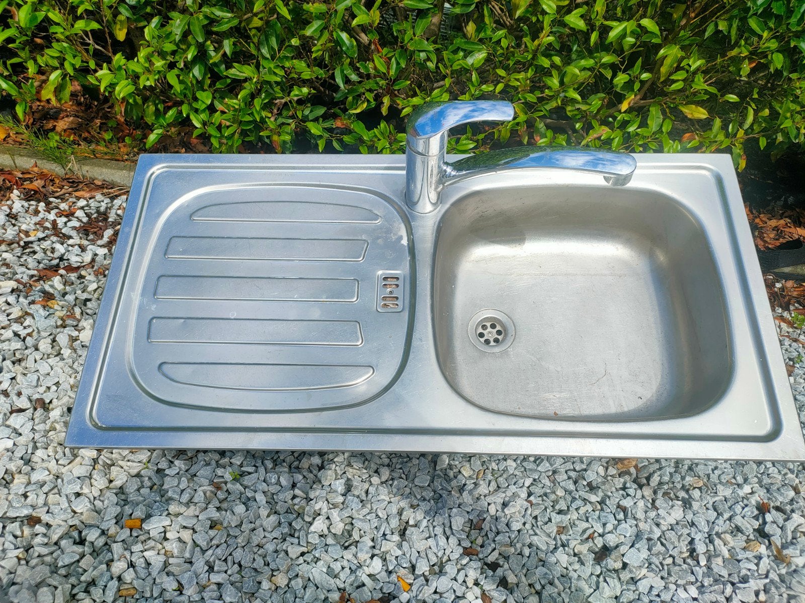 spoelbak met kraan, 25 à 50 cm, Moins de 100 cm, Enlèvement, Utilisé