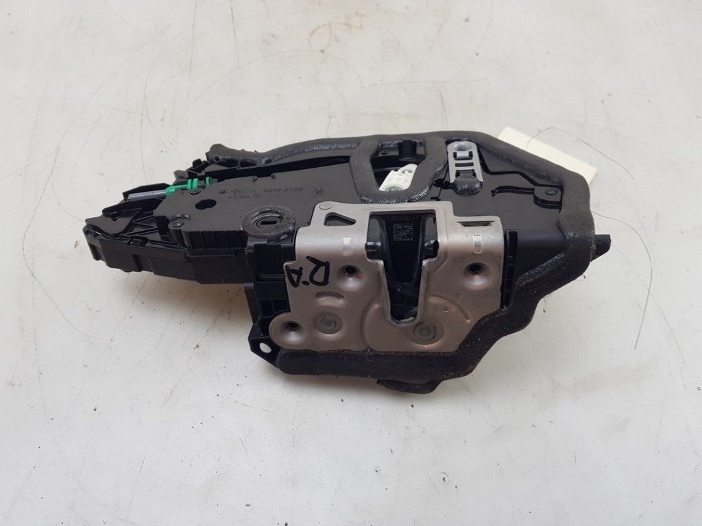 SERRURE DE PORTE RODS ARRIÈRE DROIT 3 serie Touring (G21), Utilisé, BMW