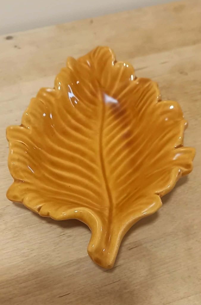 VIDE-POCHE "FEUILLE - VALLAURIS" PARFAIT ETAT, Antiquités & Art, Enlèvement