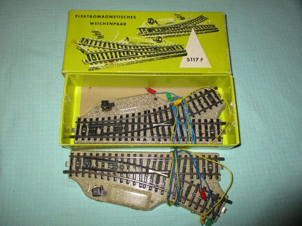 Marklin Aiguillages 5117, Hobby & Loisirs créatifs, Enlèvement ou Envoi, Utilisé, Rails, Märklin