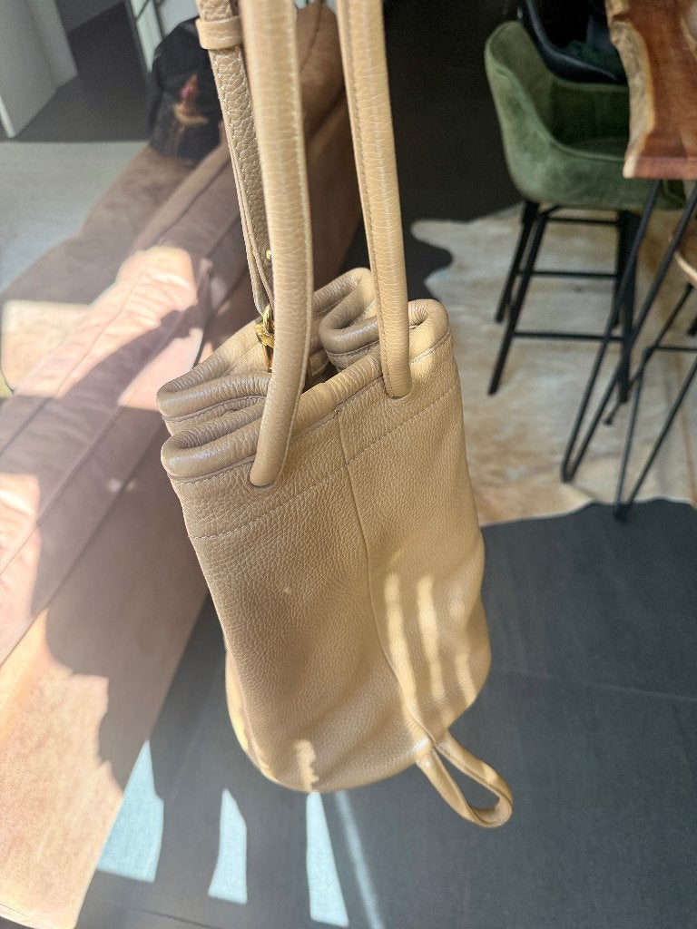 Handtas bucket, Ophalen of Verzenden, Zo goed als nieuw, Bruin, Handtas