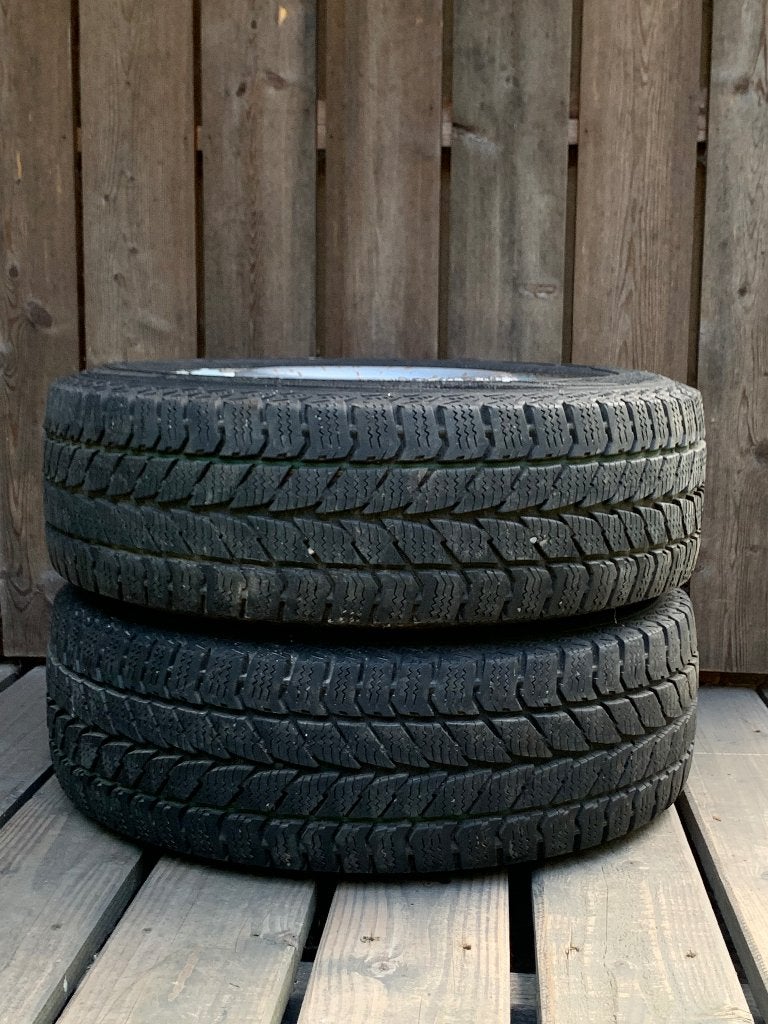 VW Transporter 16” stalen velgen + banden 205/65 R16C – 7 mm, Pneus et Jantes, Pneus hiver, 16 pouces, Véhicule utilitaire