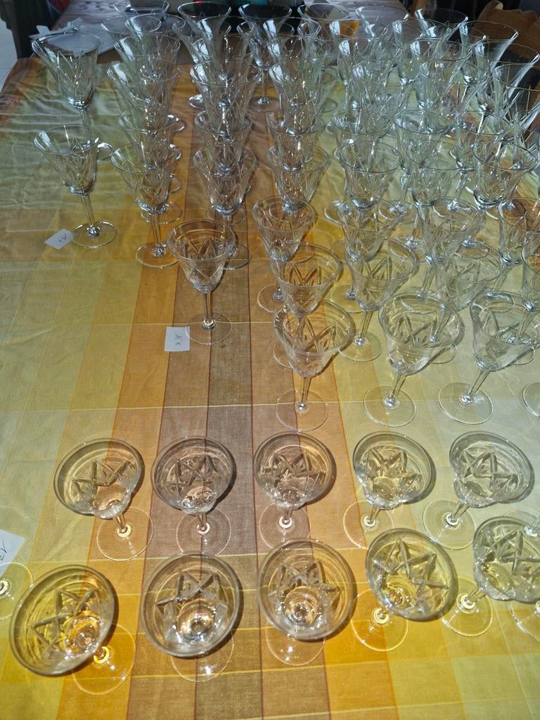 Service en verre taillé, Enlèvement