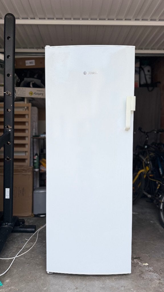 Congélateur Bosch No Frost 193 L — Très bon état, Congélateur, Classe énergétique A ou plus économe, Enlèvement, Utilisé