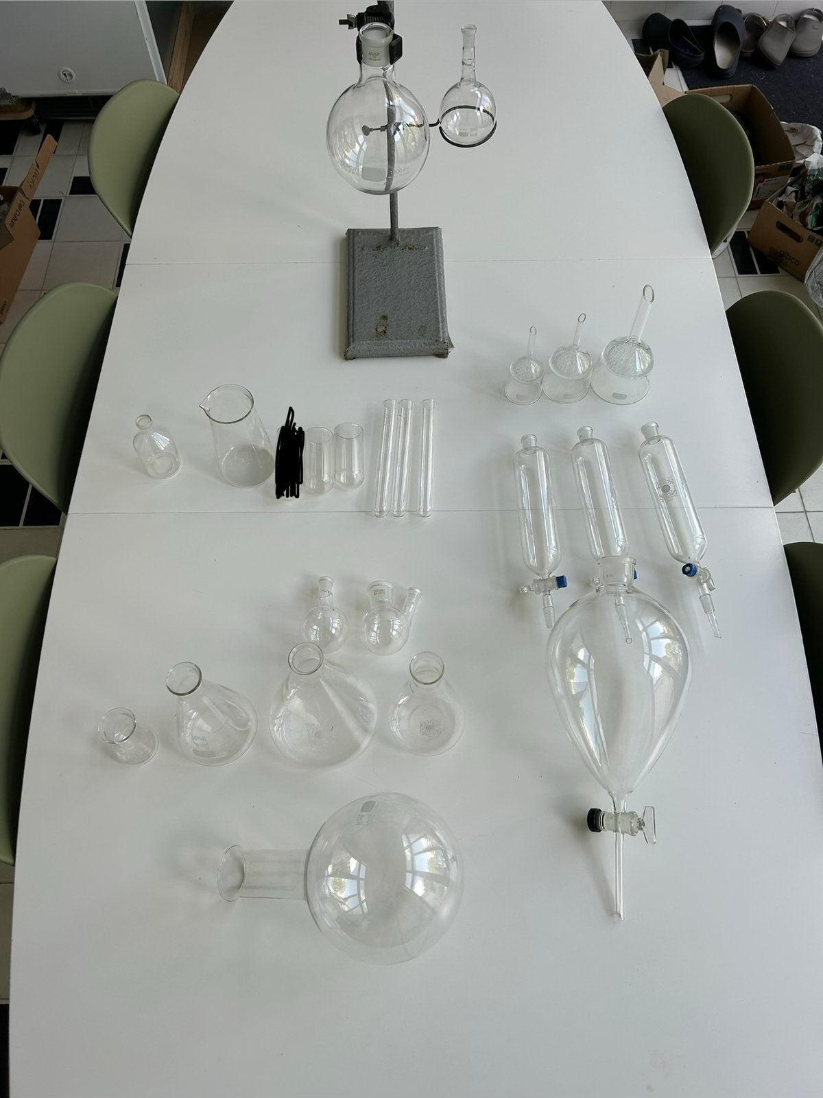 Verrerie Schott Duran Lab, lot 1, Enlèvement
