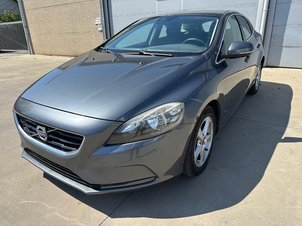 Volvo V40 T3 | BENZINE |, Auto's, Volvo, Voorwielaandrijving, Euro 5, 4 cilinders, 1600 cc