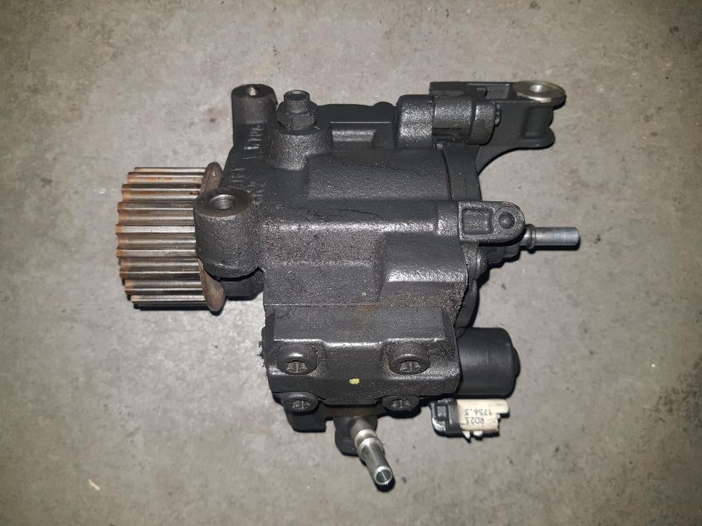 Dieselpomp Mercedes-Benz A 1.5 A-180 CDI 16V 2015, Ophalen of Verzenden, Mercedes-Benz